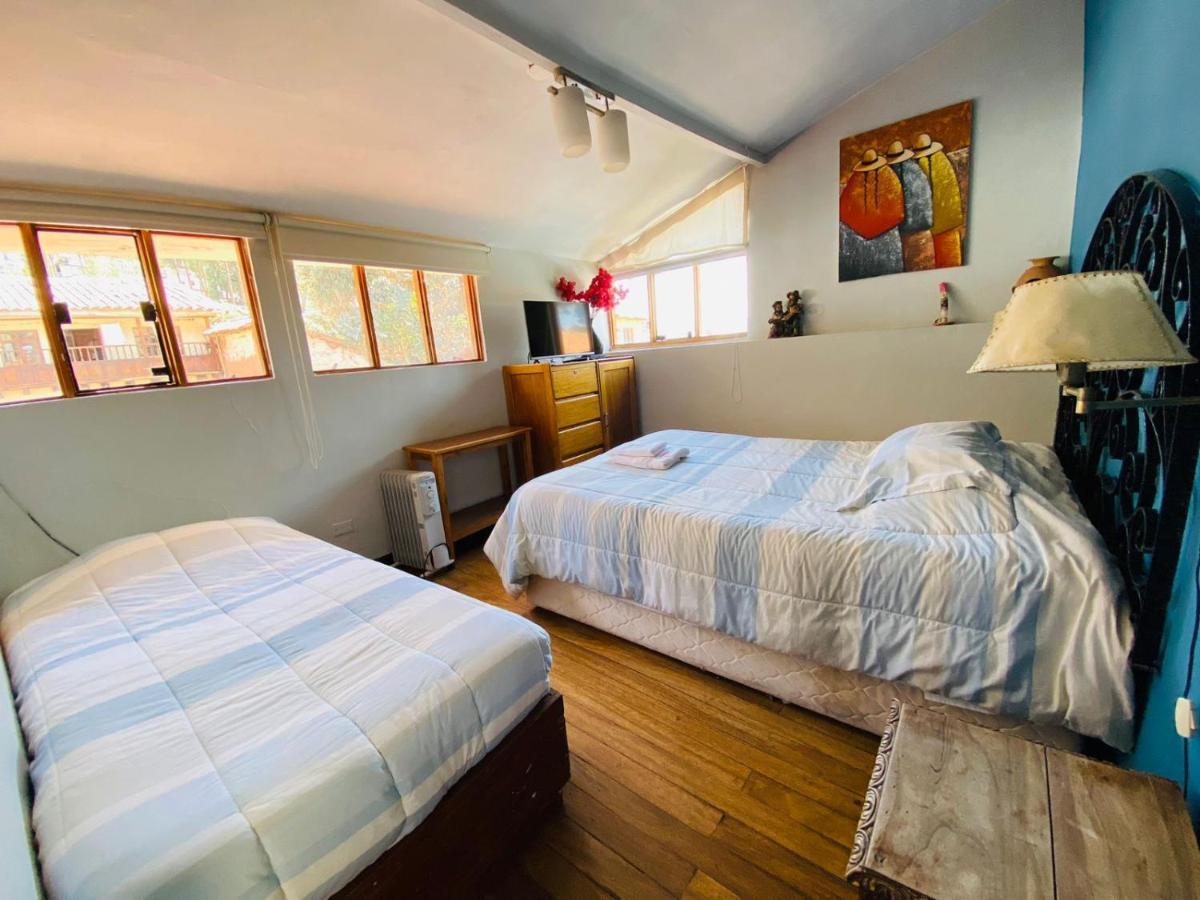 Flying Dog Hostel クスコ エクステリア 写真