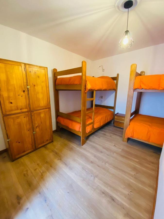 Flying Dog Hostel クスコ エクステリア 写真