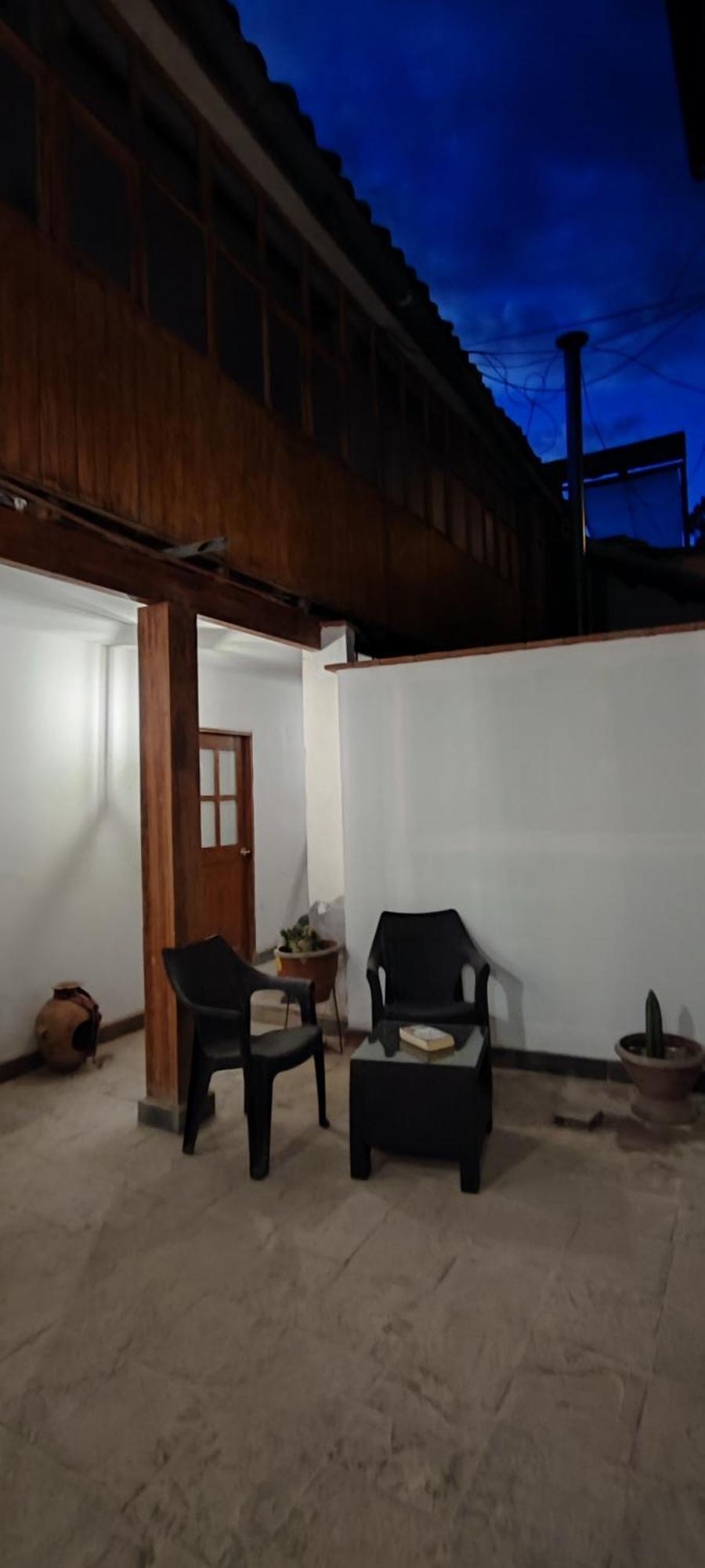 Flying Dog Hostel クスコ エクステリア 写真