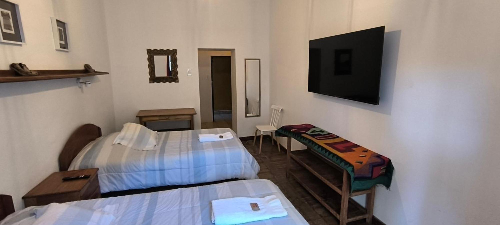 Flying Dog Hostel クスコ エクステリア 写真